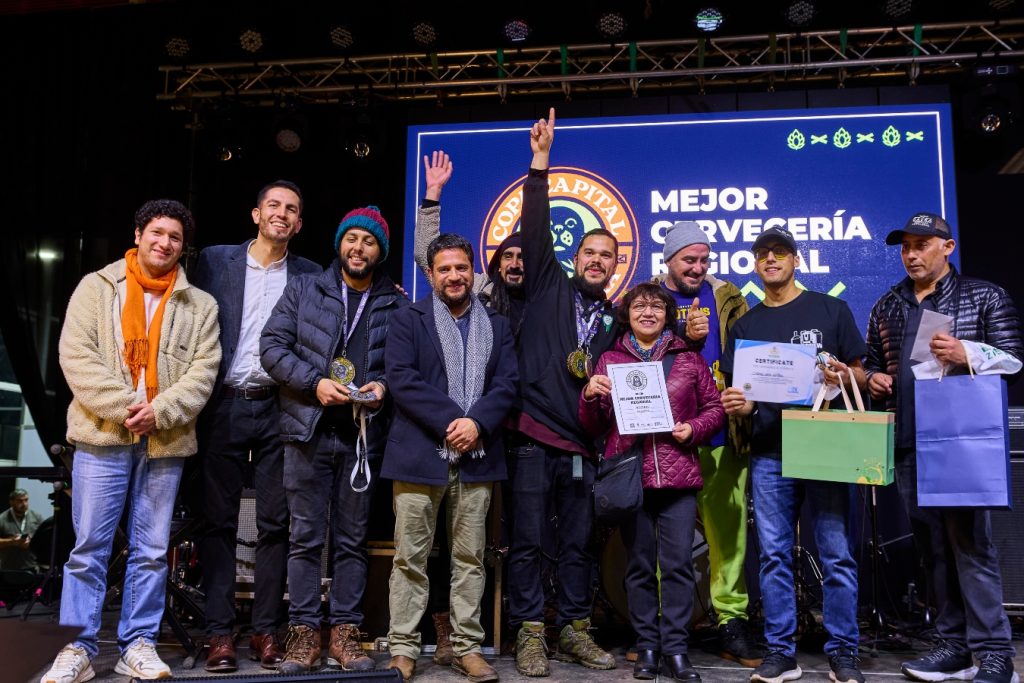 WEB_premiacion_copa_cervecera_lanzamiento_festival_invierno_11_7_2025-56-1024×683 semana copa capital cervecera valdivia 2025